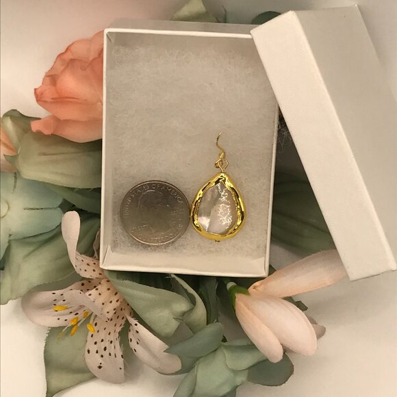 Pearl Mother of Pearl Shell Teardrop 316 stainless Hypoallergenic Hooks NEW - Picture 5 of 12